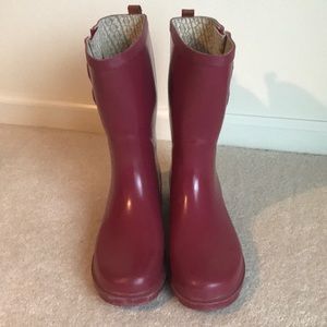 Chooka size 10 magenta rain boots